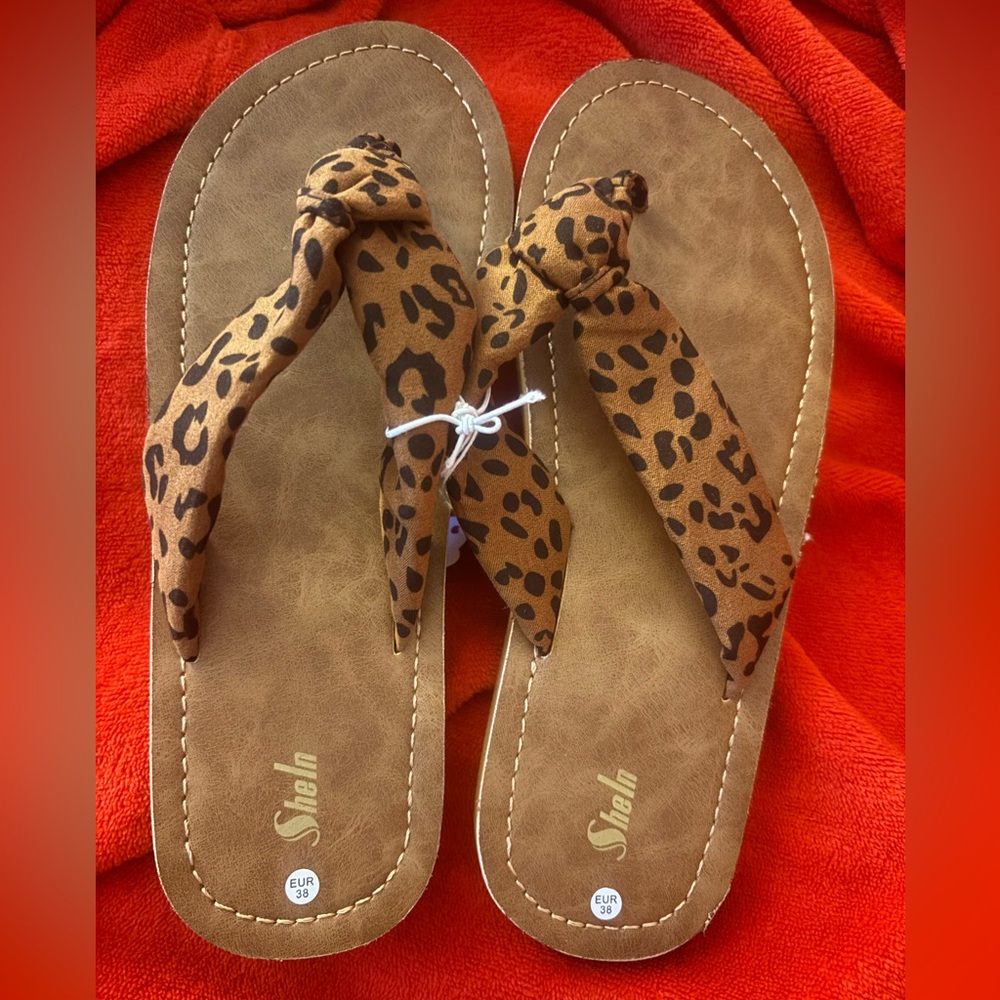 Ella Leopard-Print Knot-Top Sandal Flip-Flops in Brown and Black